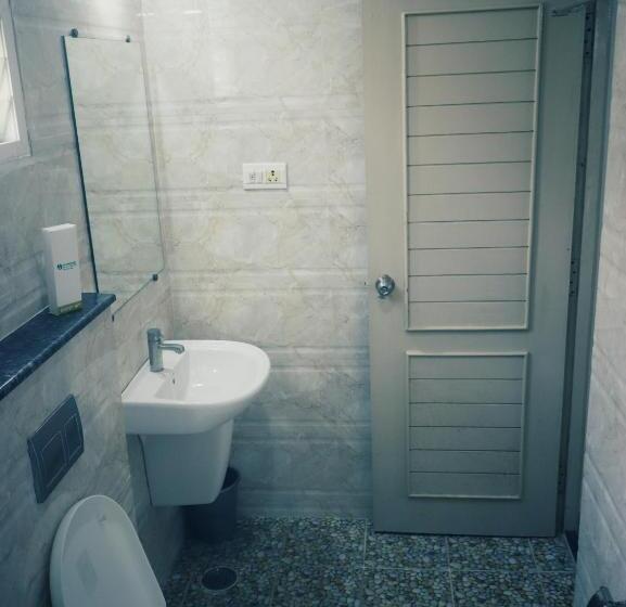 דירת פנטהאוז 1 חדרי שינה, The Green Path Eco