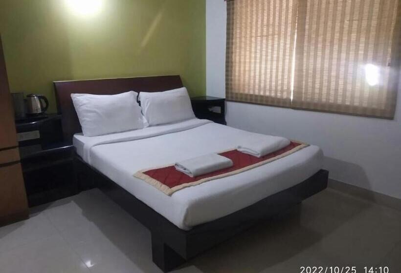 חדר סופריור, The Green Path Eco