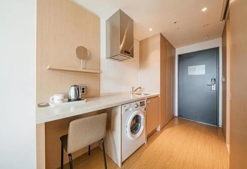 Deluxe-huone, Zinc