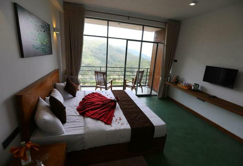 غرفة قياسية مطلة على الجبل, Icy Falls   Ohiya