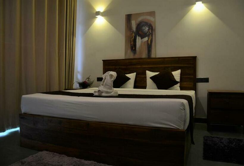 غرفة قياسية مطلة على الجبل, Icy Falls   Ohiya