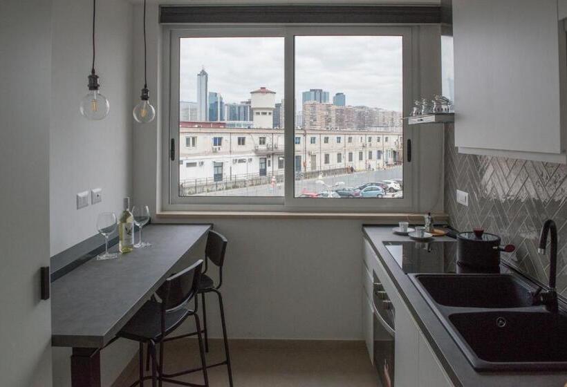 آپارتمان لوکس 1 خوابه, Leflole B&b Sleep And Go Out