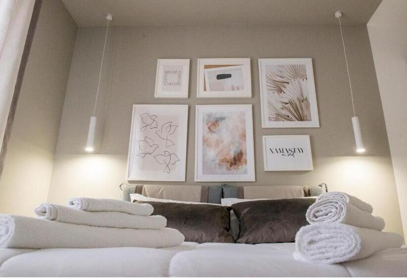 آپارتمان لوکس 1 خوابه, Leflole B&b Sleep And Go Out