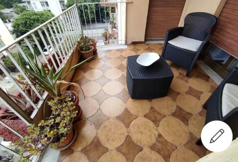 اتاق استاندارد سه نفره, Le Stanze Di Nonna Maria