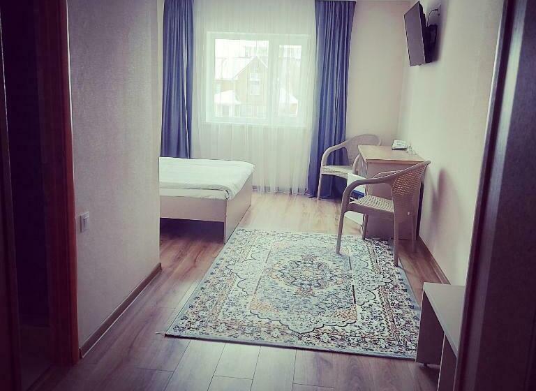 اتاق لوکس, дар ай