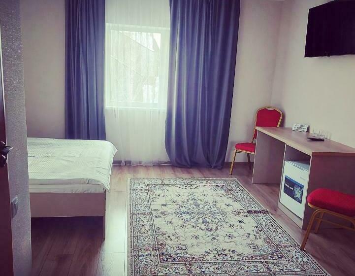 اتاق لوکس, дар ай