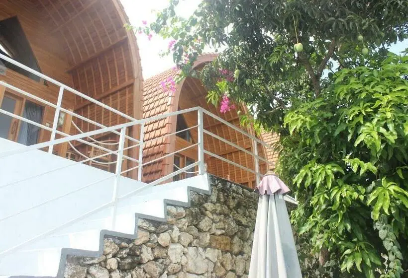 Perhehuone Merinäkymä, Butterfly Villas Nusa Ceningan