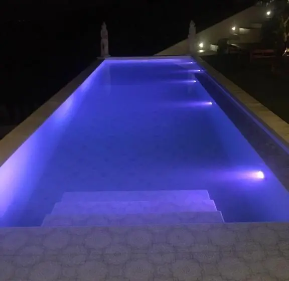 Perhehuone Merinäkymä, Butterfly Villas Nusa Ceningan