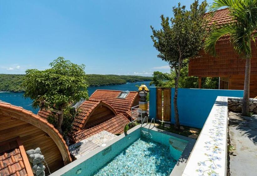 Полулюкс с Бассейном, Butterfly Villas Nusa Ceningan