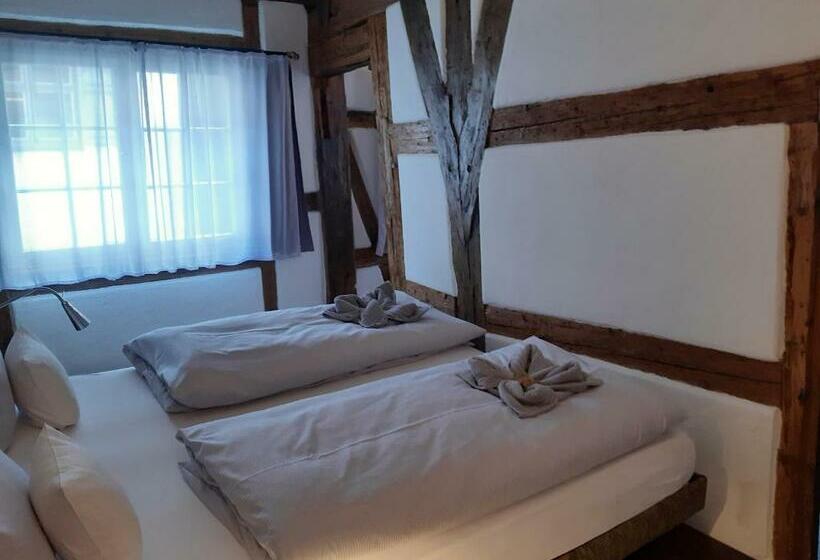 Номер Superior Кровать Кинг, Schiefes Haus