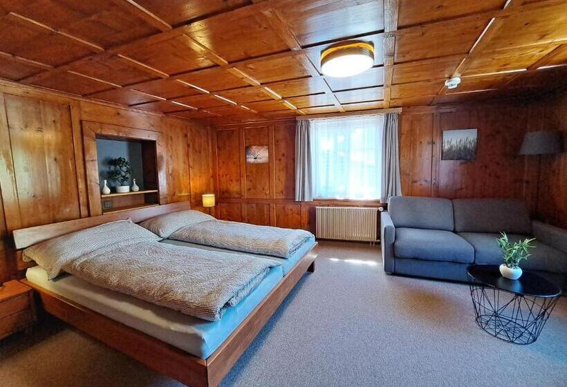 Номер Стандарт, Casa Crap