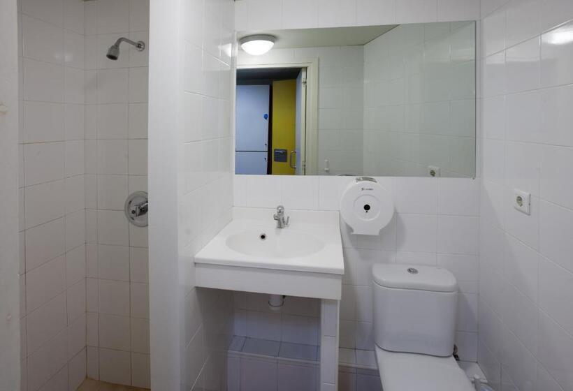 Номер Стандарт, Alberg Núria Xanascat