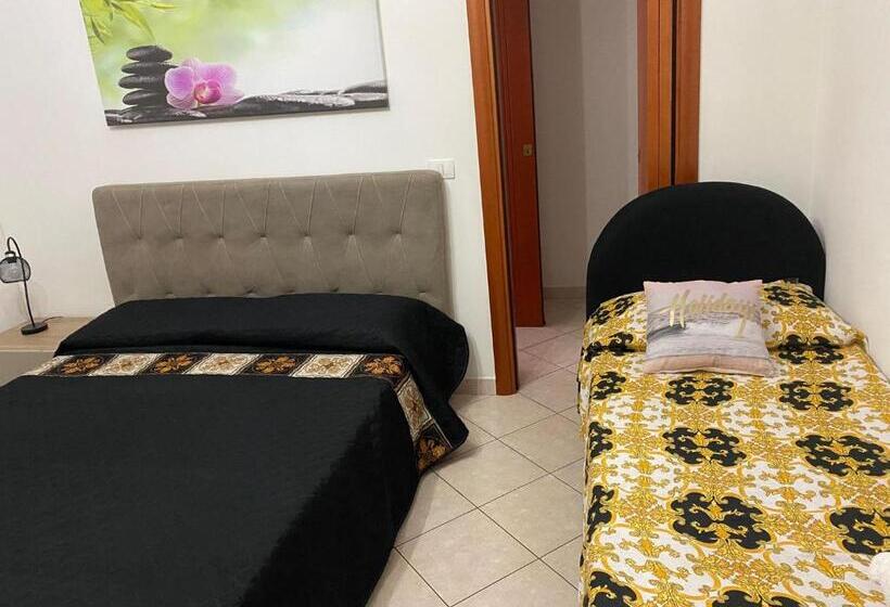 اتاق لوکس سه تخته, B&b Lido Azzurro