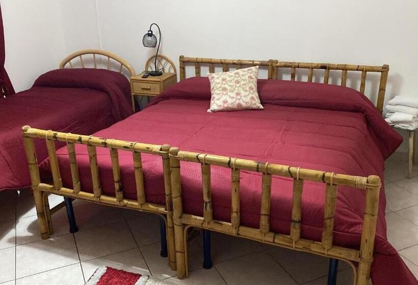 اتاق استاندارد سه نفره, B&b Lido Azzurro