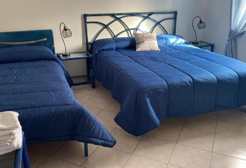 اتاق استاندارد سه نفره, B&b Lido Azzurro