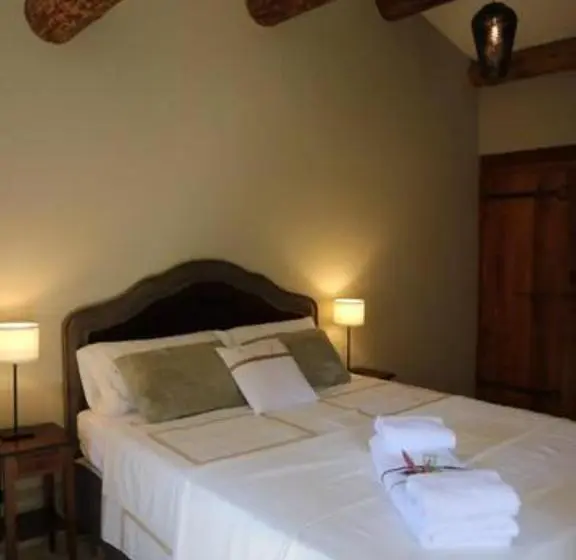 Standard room with outdoor bath, Mas Du Rollier Chambres D Hôtes