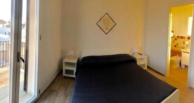 プールビュースタンダードルーム, B&b A Due Passi Dal Sole