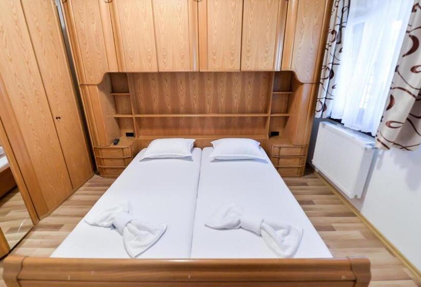 Apartament 1 Dormitori, Vila Sabarel