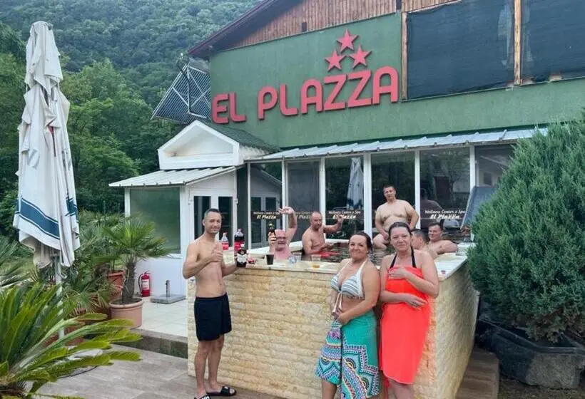 バルコニー付きスーペリアルーム, Pensiunea El Plazza