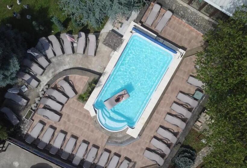 Номер Стандарт, Pensiunea El Plazza