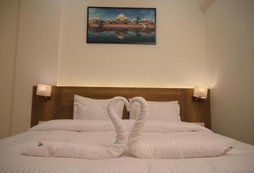 Номер Deluxe Одноместный, The Govindam Resort