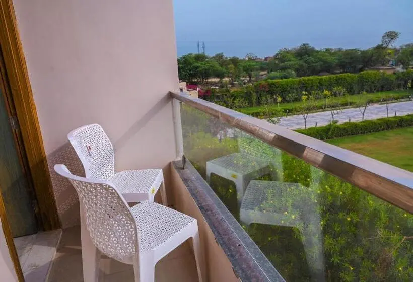 エグゼクティブファミリールーム, The Govindam Resort