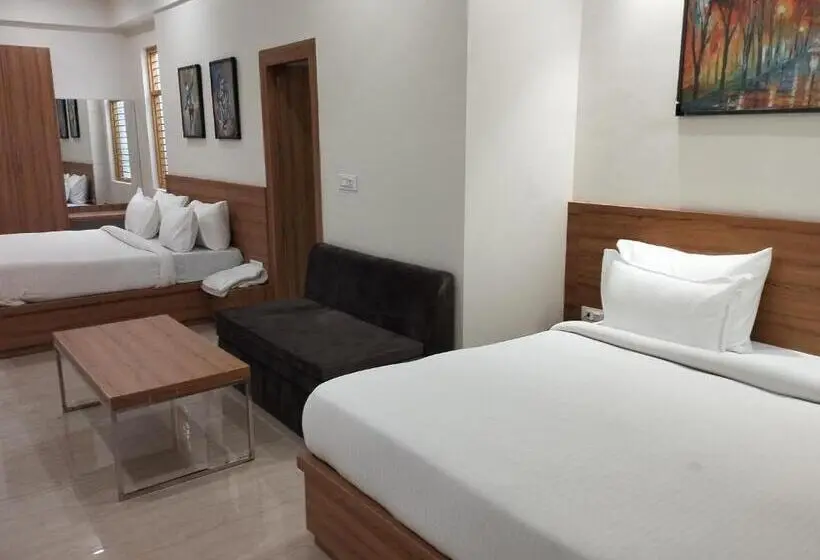 エグゼクティブファミリールーム, The Govindam Resort