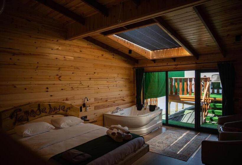 スタンダード４人部屋, Tepedebiyer Restoran & Bungalov