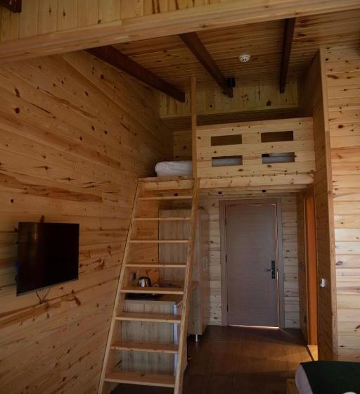 スタンダード４人部屋, Tepedebiyer Restoran & Bungalov