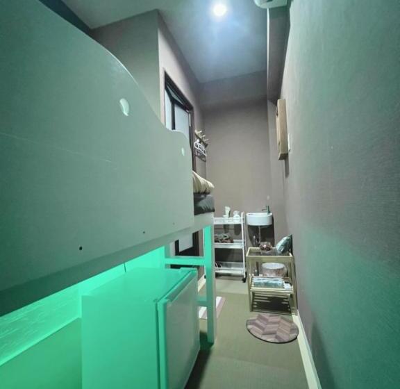 Quarto Economy, 誠家 makoto Hostel