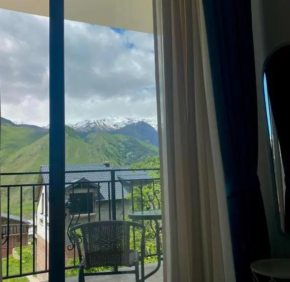 Standard-huone Jaettu Kylpyhuone, Mood Hotel Kazbegi