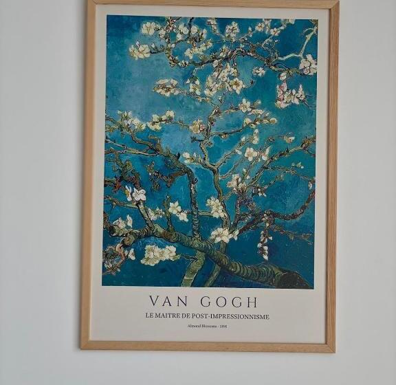 اتاق لوکس, Mood Hotel Kazbegi