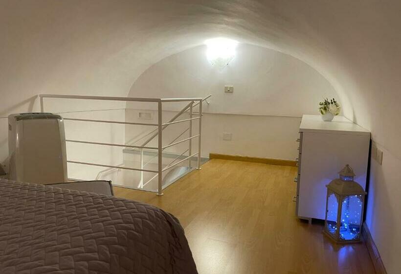 スイート, Suite White