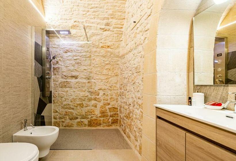 Номер Стандарт с Гидромассажем, Il Piccolo Borgo   Suite Superior