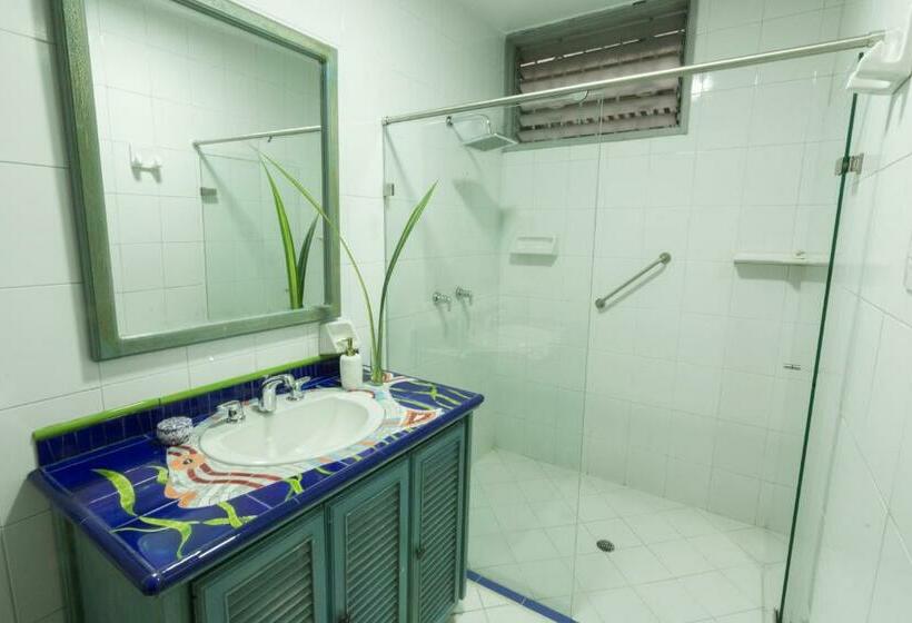 家庭间, Casa Esencia