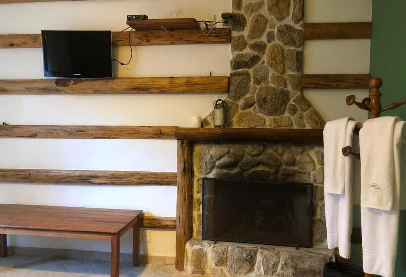 豪华套房, Pousada Refúgio Dos Falcões