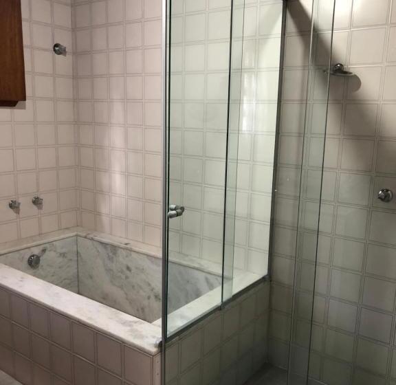 带大床的标准间, Pousada Refúgio Dos Falcões