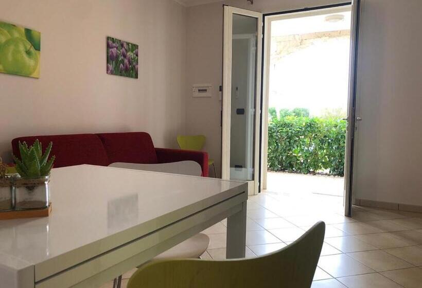 شقة غرفة واحدة مطلة على حمام السباحة, Le Piscine Relax