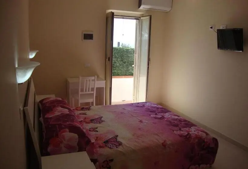 اتاق استاندارد با تخت بزرگ, La Scogliera Turca