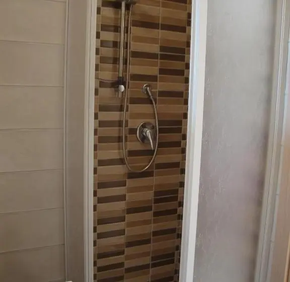 اتاق استاندارد با تخت بزرگ, La Scogliera Turca