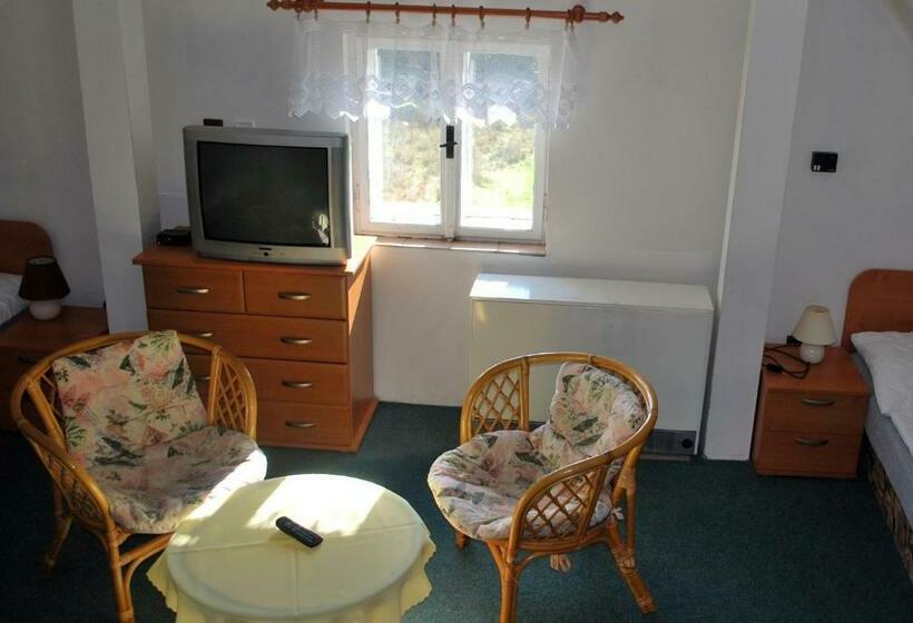 标准三人间, Penzion Na Staré Cestě