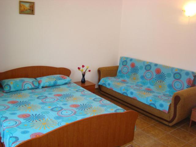 스탠다드 트리플 발코니 룸, Vila Irina