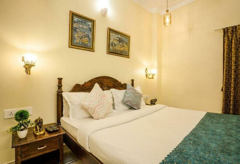 اتاق لوکس, Tripli Hotels Shiv Villas