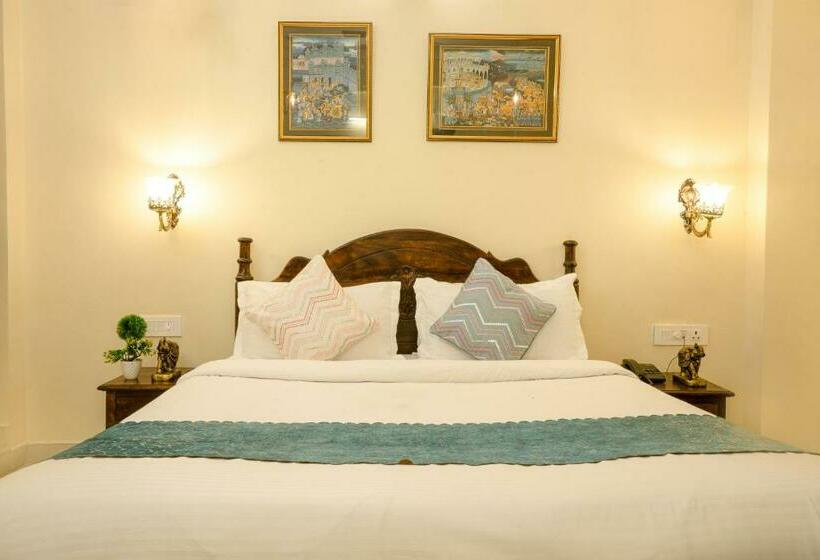 اتاق لوکس, Tripli Hotels Shiv Villas