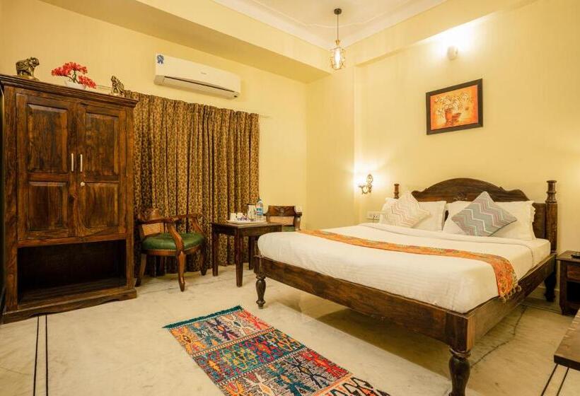 اتاق لوکس, Tripli Hotels Shiv Villas