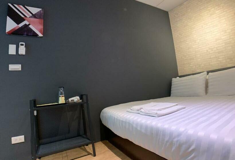 اتاق استاندارد, Lazy Bone