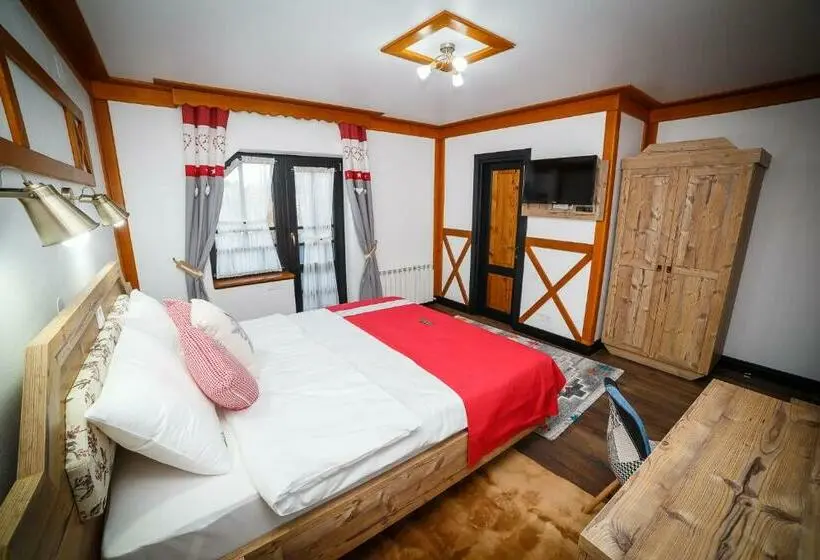バルコニー付きデラックスルーム, Colț De Austria
