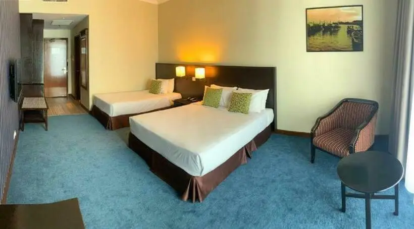 اتاق سه نفره دلوکس با چشم‌انداز دریا, Ehsan Seaview Hotel Port Dickson