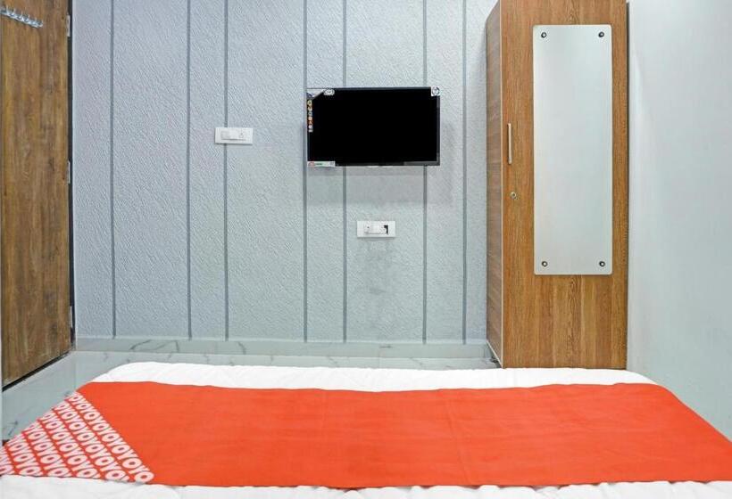 חדר סטנדרט, O Stadium Plaza