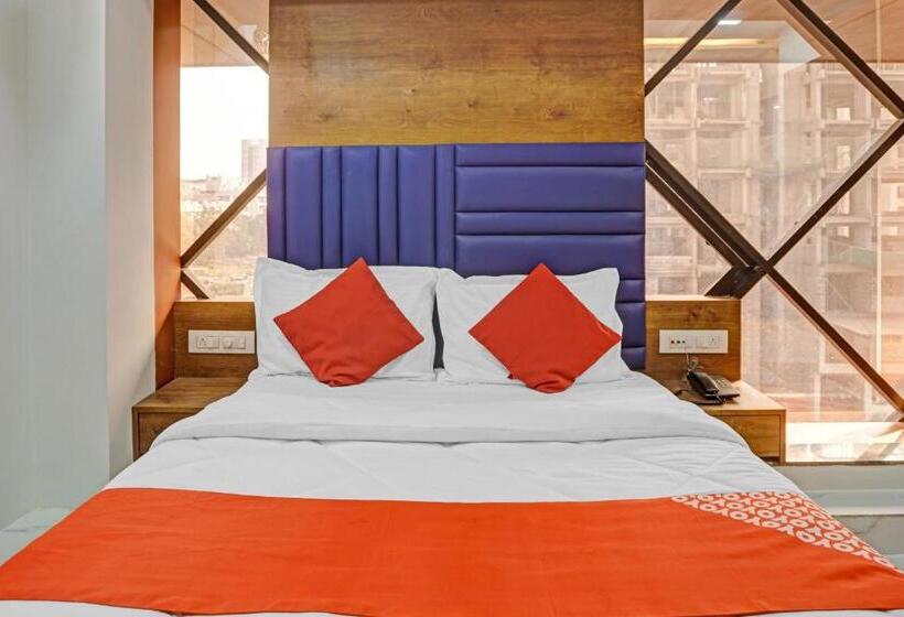 חדר סטנדרט, O Stadium Plaza